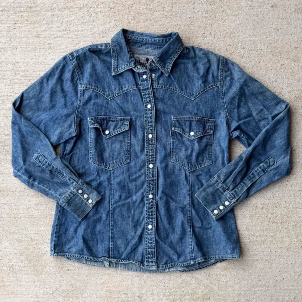Vtg 90s Levis SilverTab Denim Western Shirt Womens L Pearl Snap Blue Jean Y2K